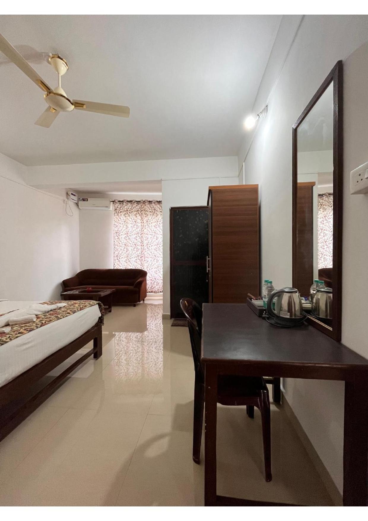 Sea 2000 Resort Canacona Bagian luar foto
