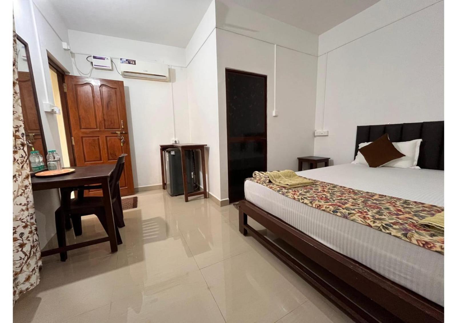 Sea 2000 Resort Canacona Bagian luar foto